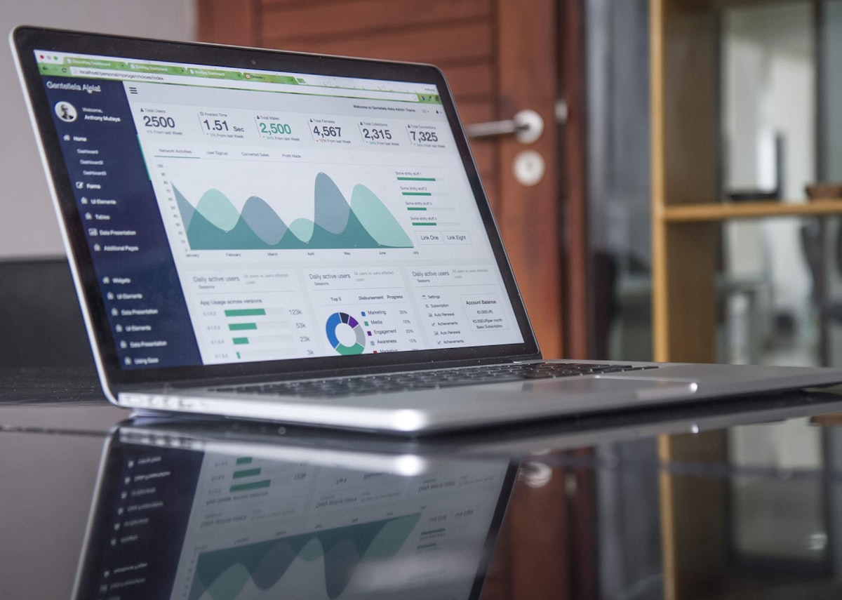 Insurance Scores vs. Credit Scores: What's the Difference?